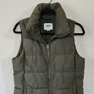 Old Navy Puffer Vest- Women's Medium